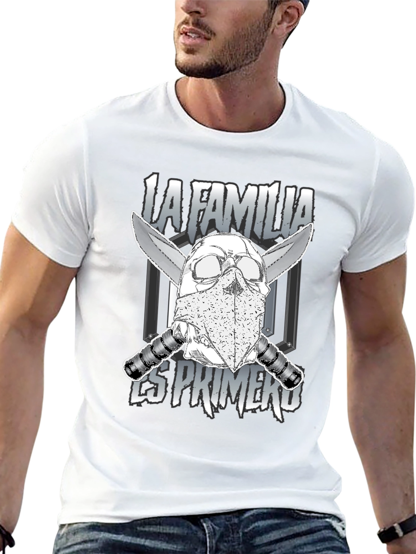 La Familia Es Primero Graphic T-Shirt