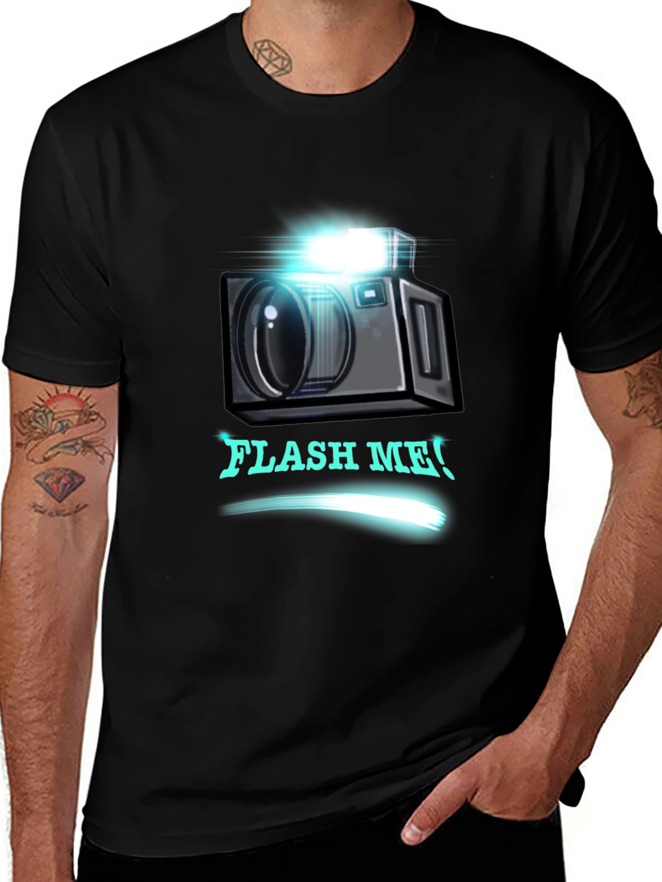 Flash Me Camera Graphic T-Shirt - Trendy Design