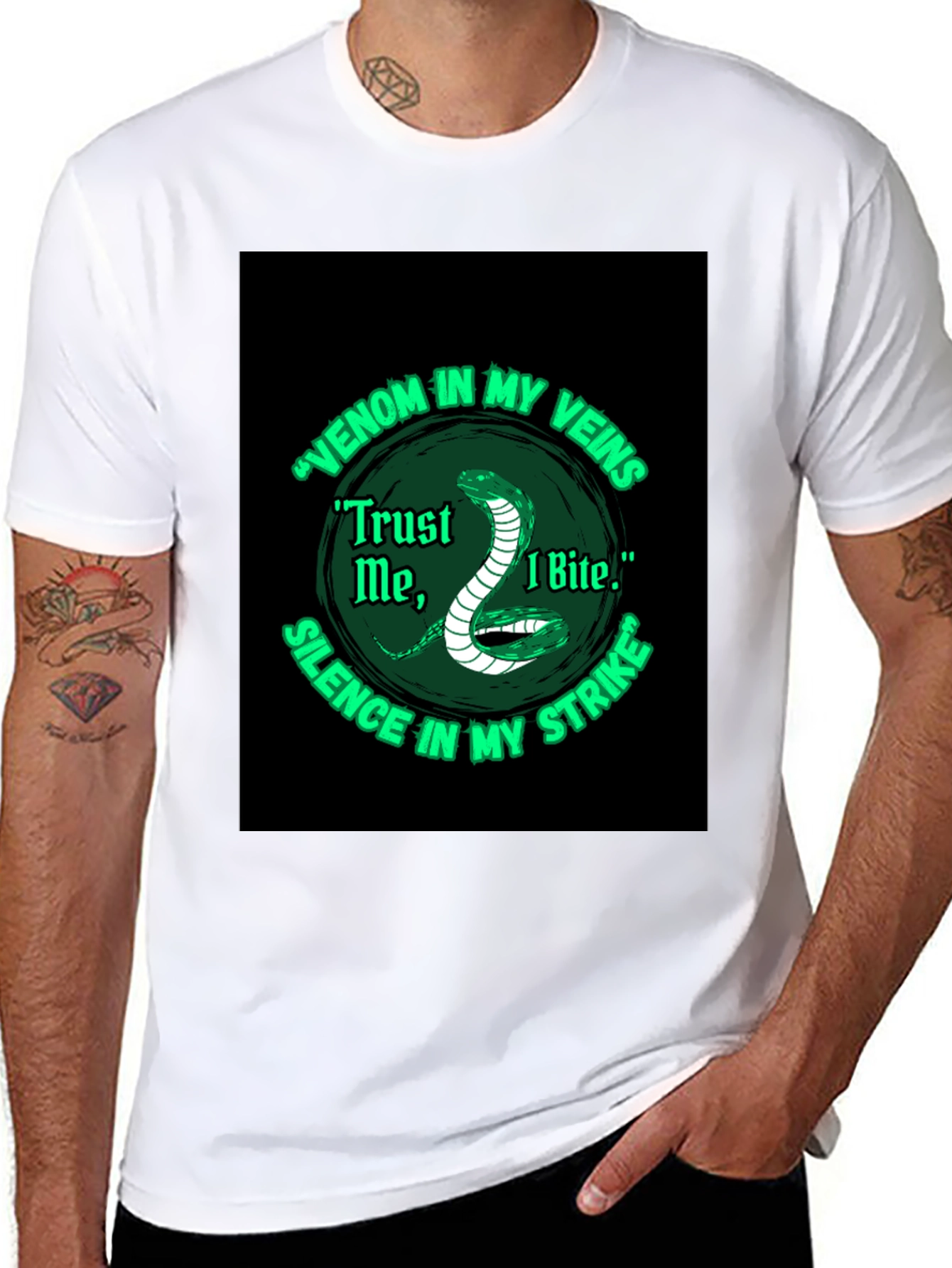 Venomous Snake Graphic Print T-Shirt