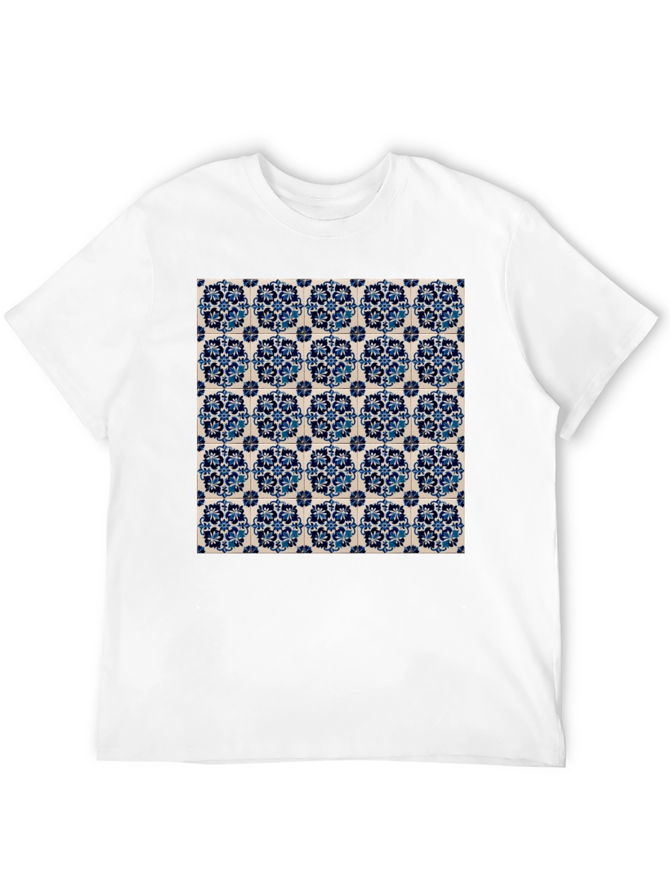 Azulejo Pattern Graphic Tee - Black