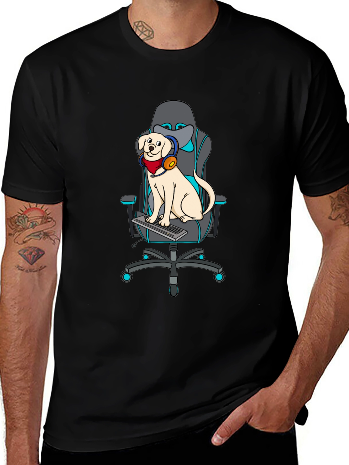 Gamer Dog T-Shirt - Labrador on Gaming Chair