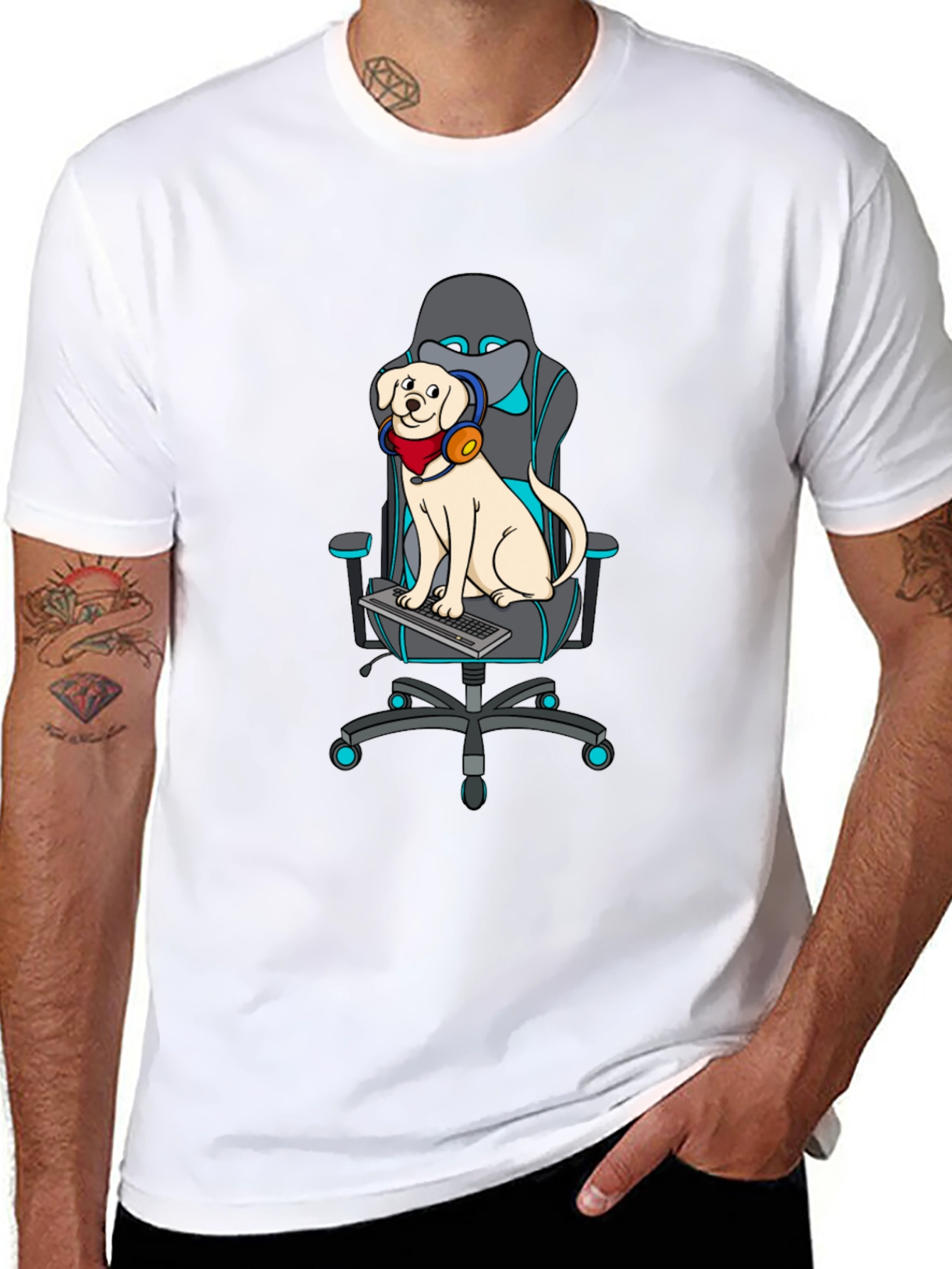 Gamer Dog T-Shirt - Labrador on Gaming Chair