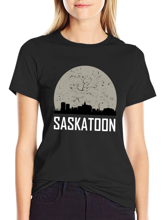 Saskatoon Skyline Graphic Tee - Retro City T-Shirt