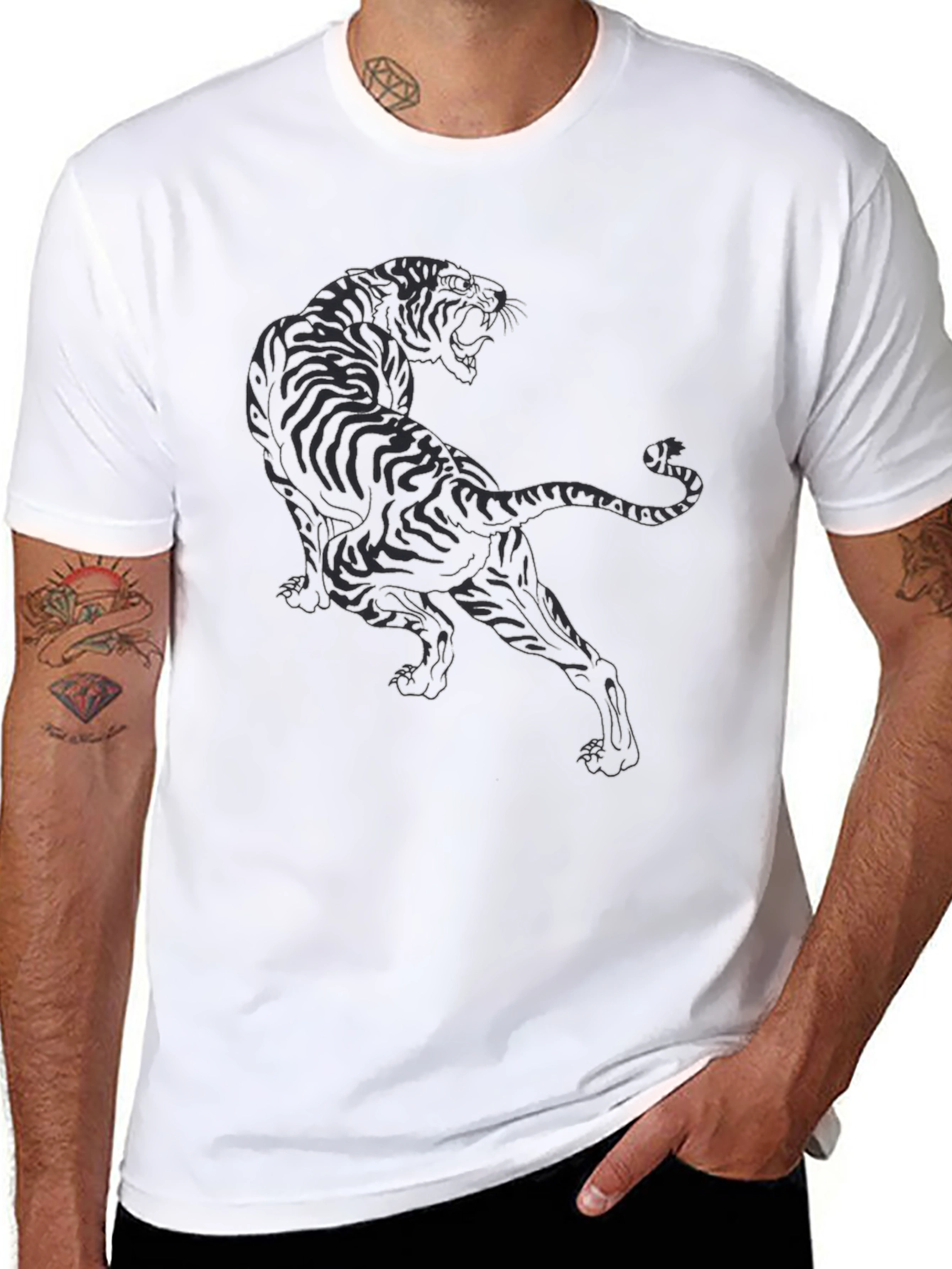 Black Tiger Graphic Tee - Stylish Mens T-Shirt