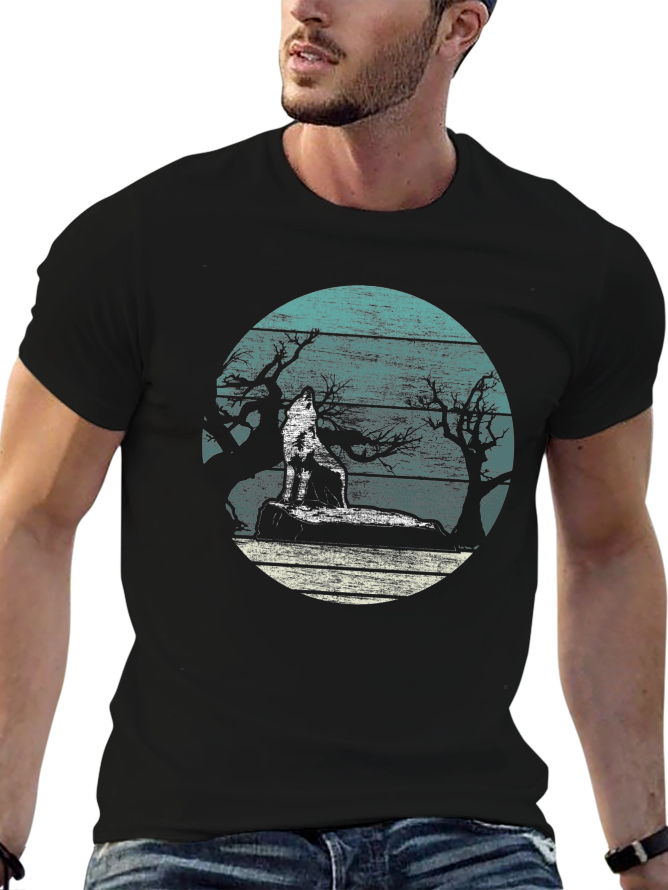 Wolf Howling at Moon Graphic Tee