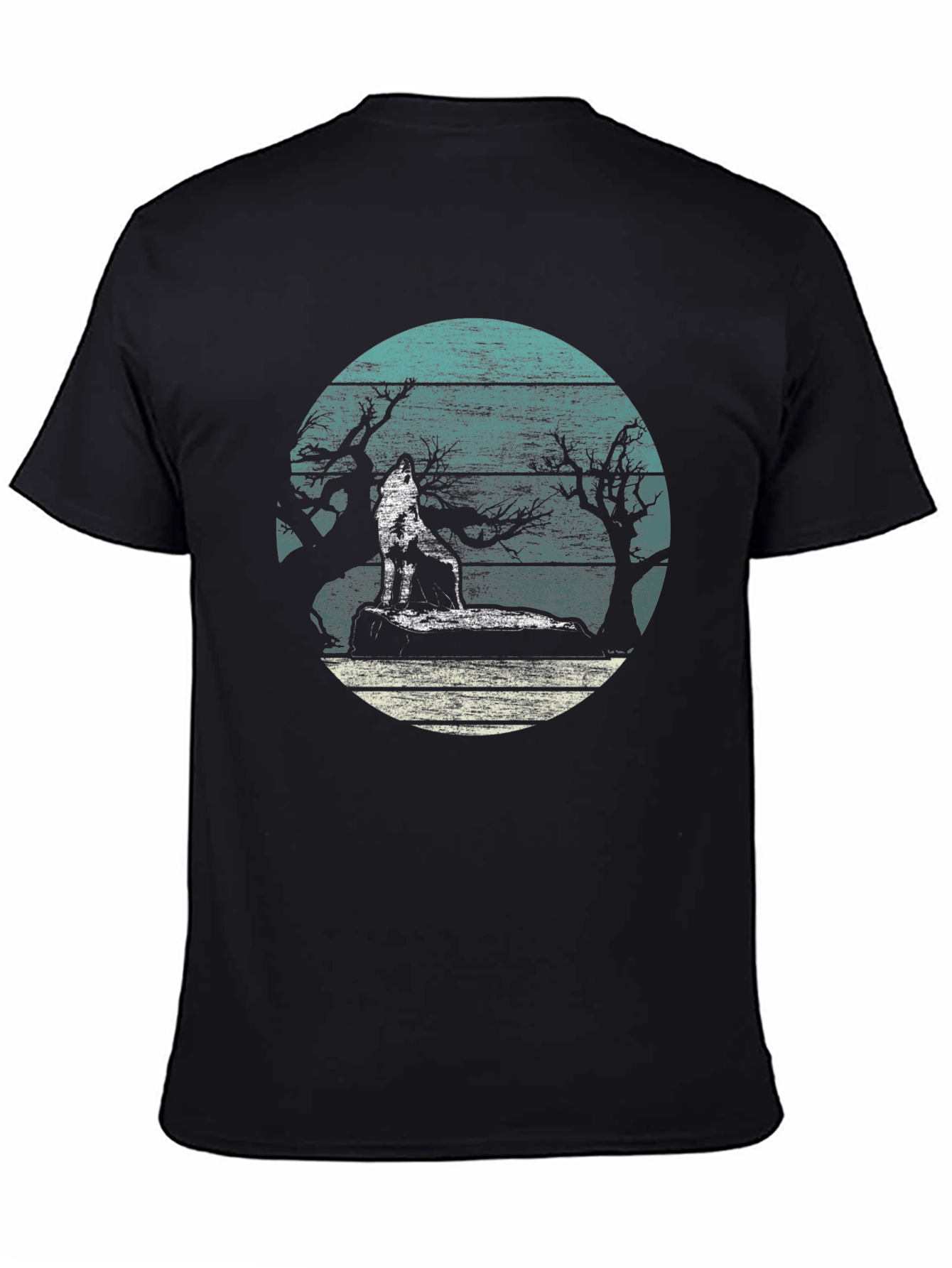 Wolf Howling at Moon Graphic Tee