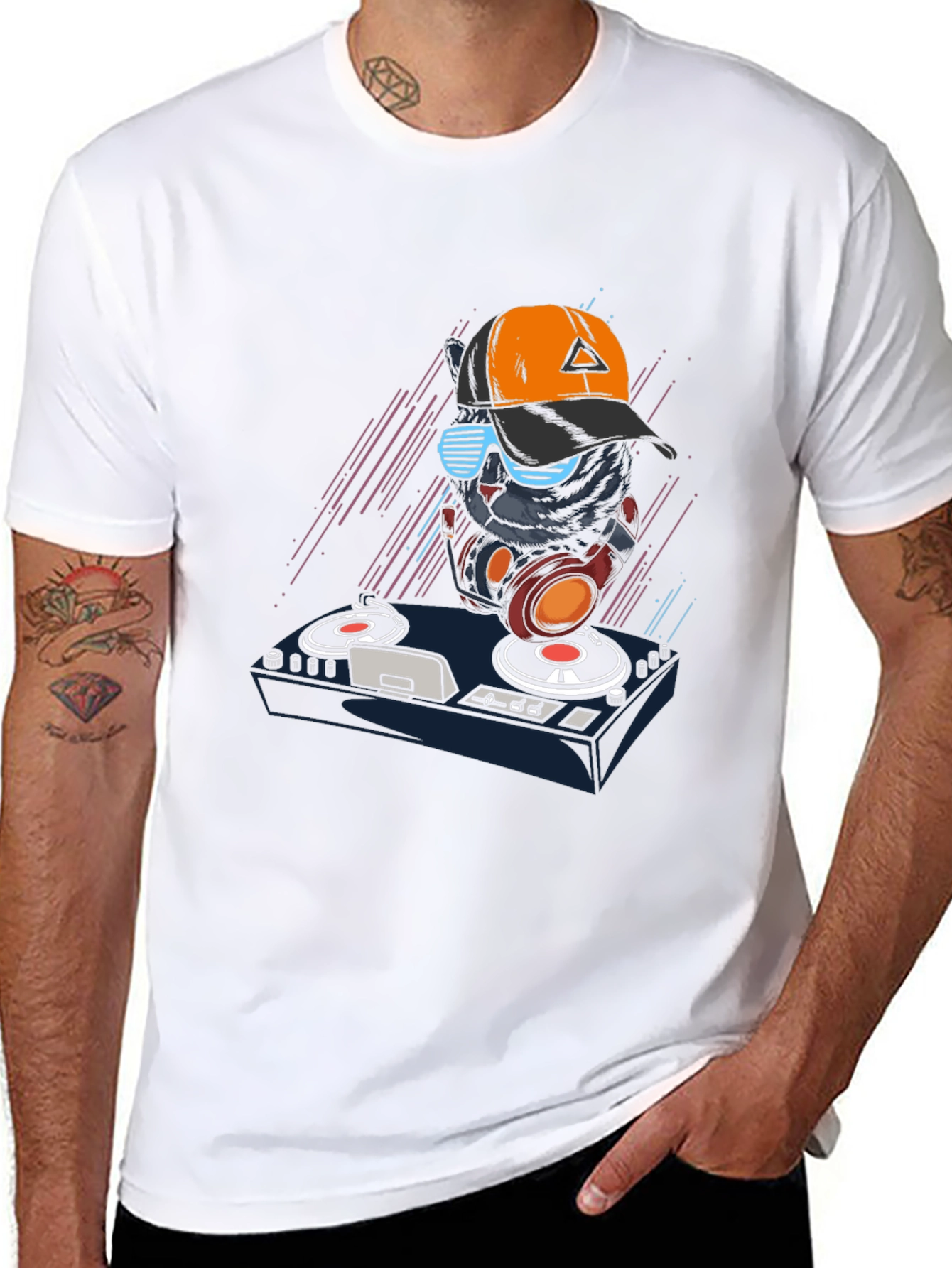 DJ Cat Graphic Tee - Cool Black T-Shirt