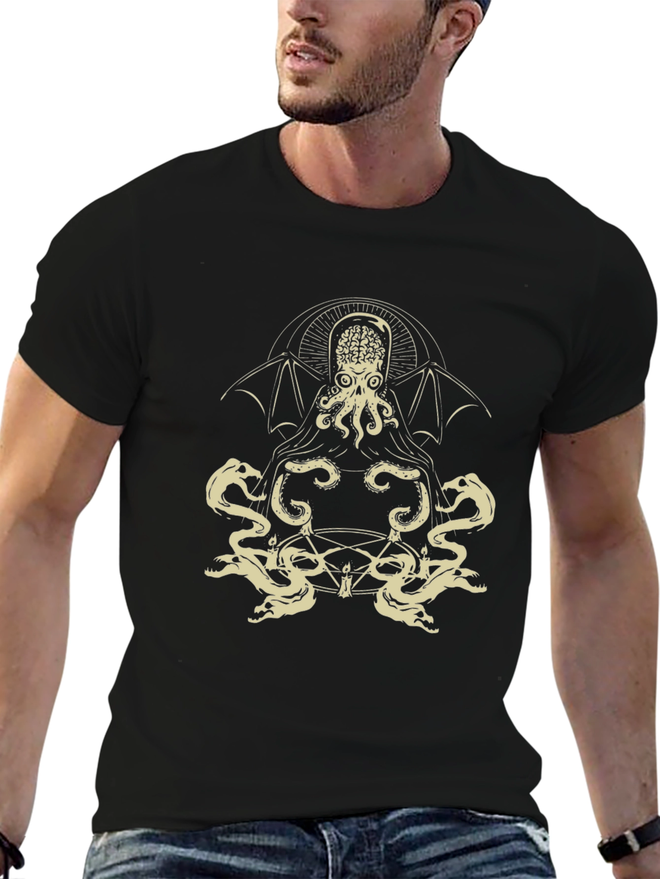 Cthulhu Graphic Tee - Dark Occult Design