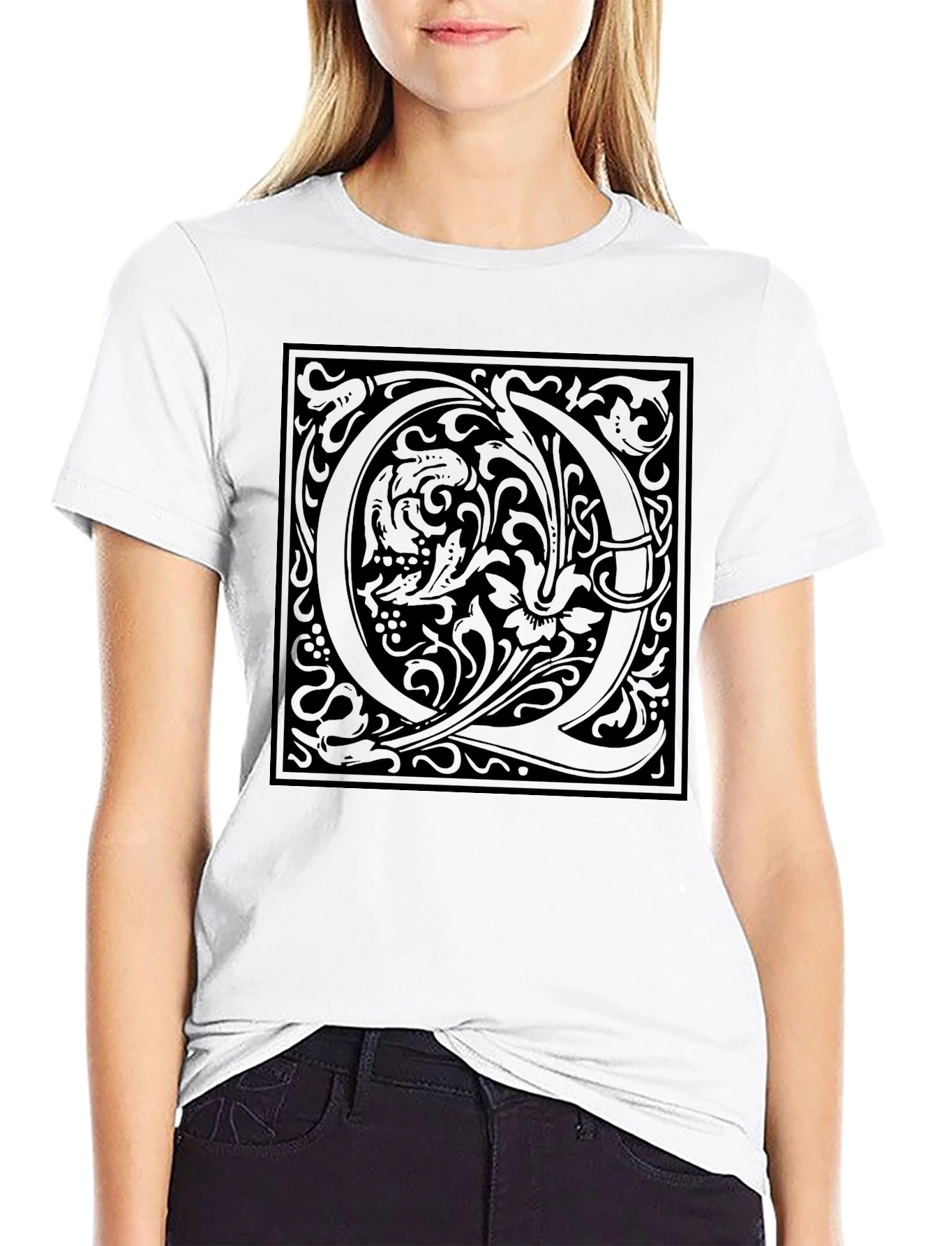 Ornate Letter Q Black T-Shirt - Unique Design