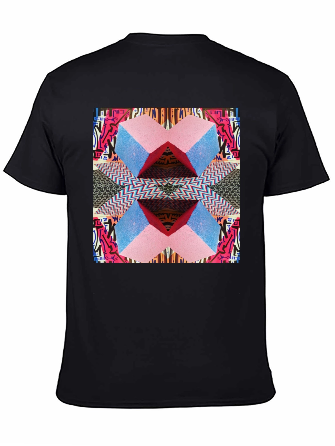 Geometric Patterned Black Graphic Tee