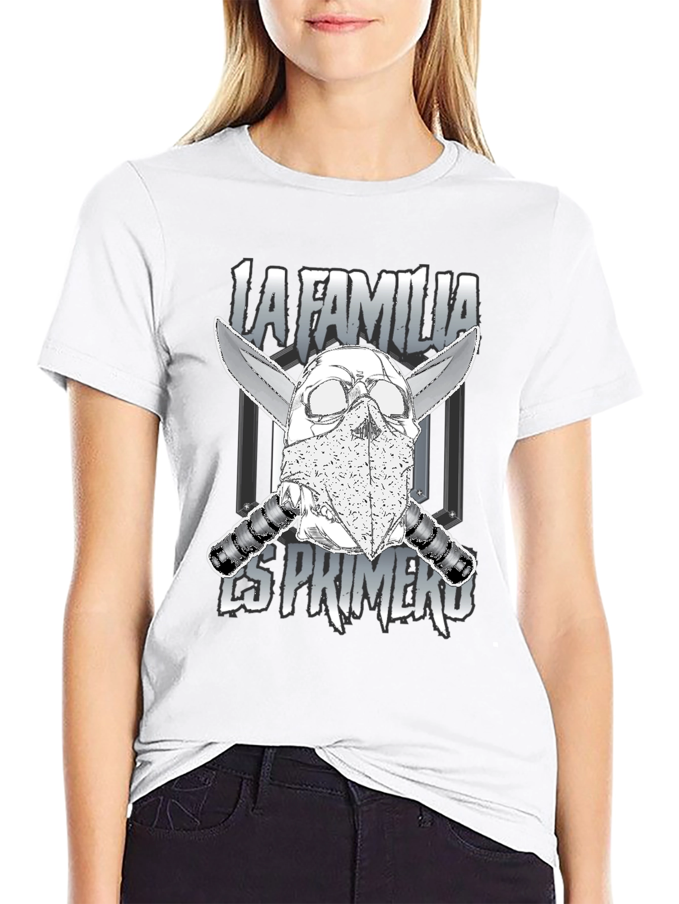 La Familia Es Primero Graphic T-Shirt