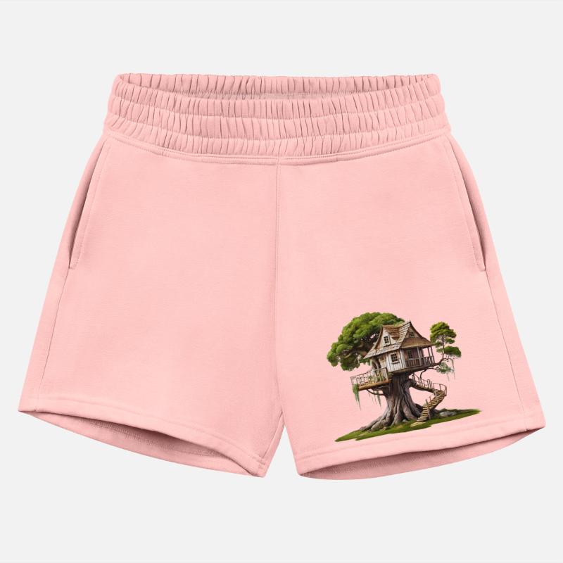 Eco-Chic Living: Tree on the House