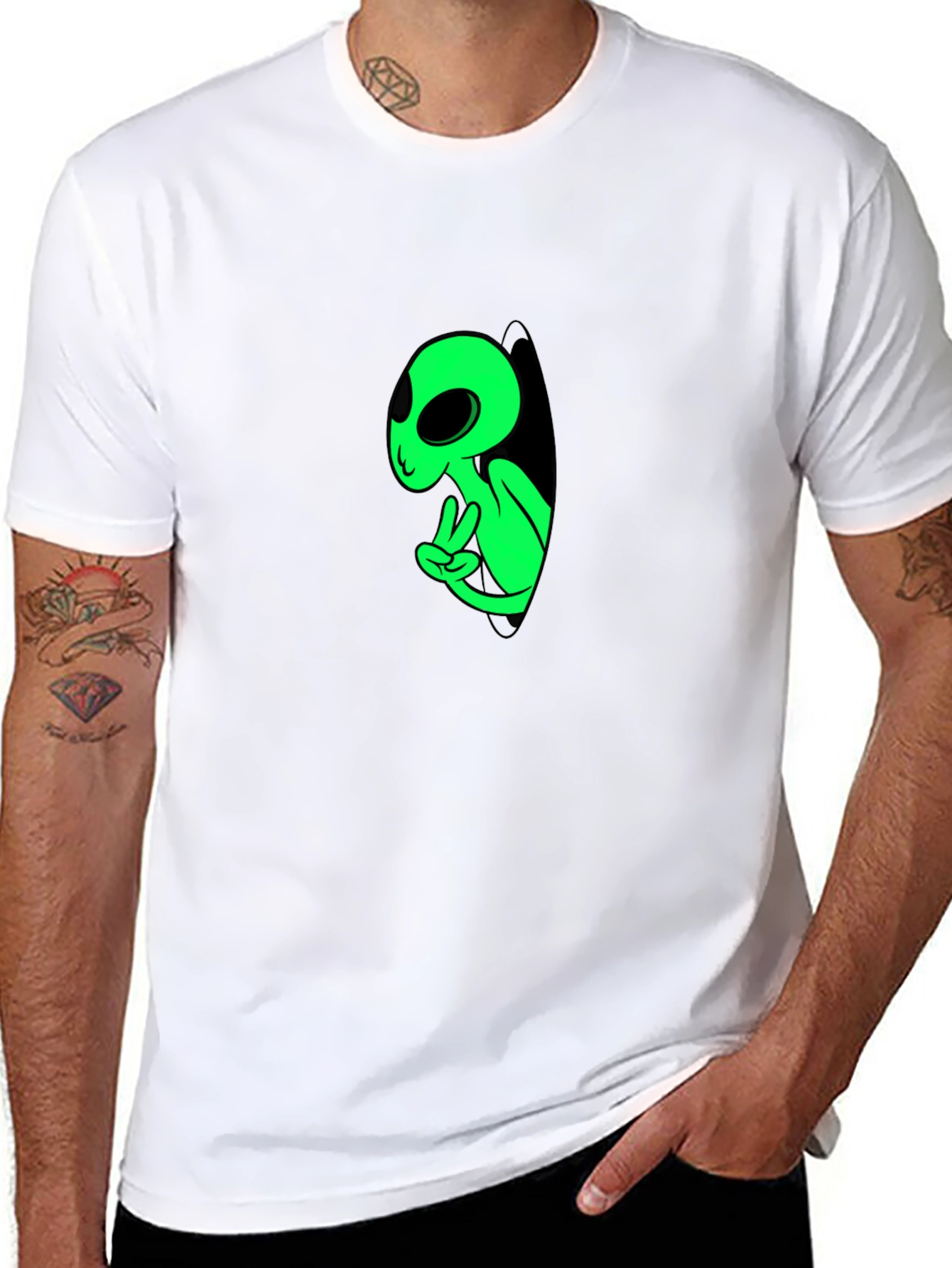 Cool Alien Peeking Black T-Shirt