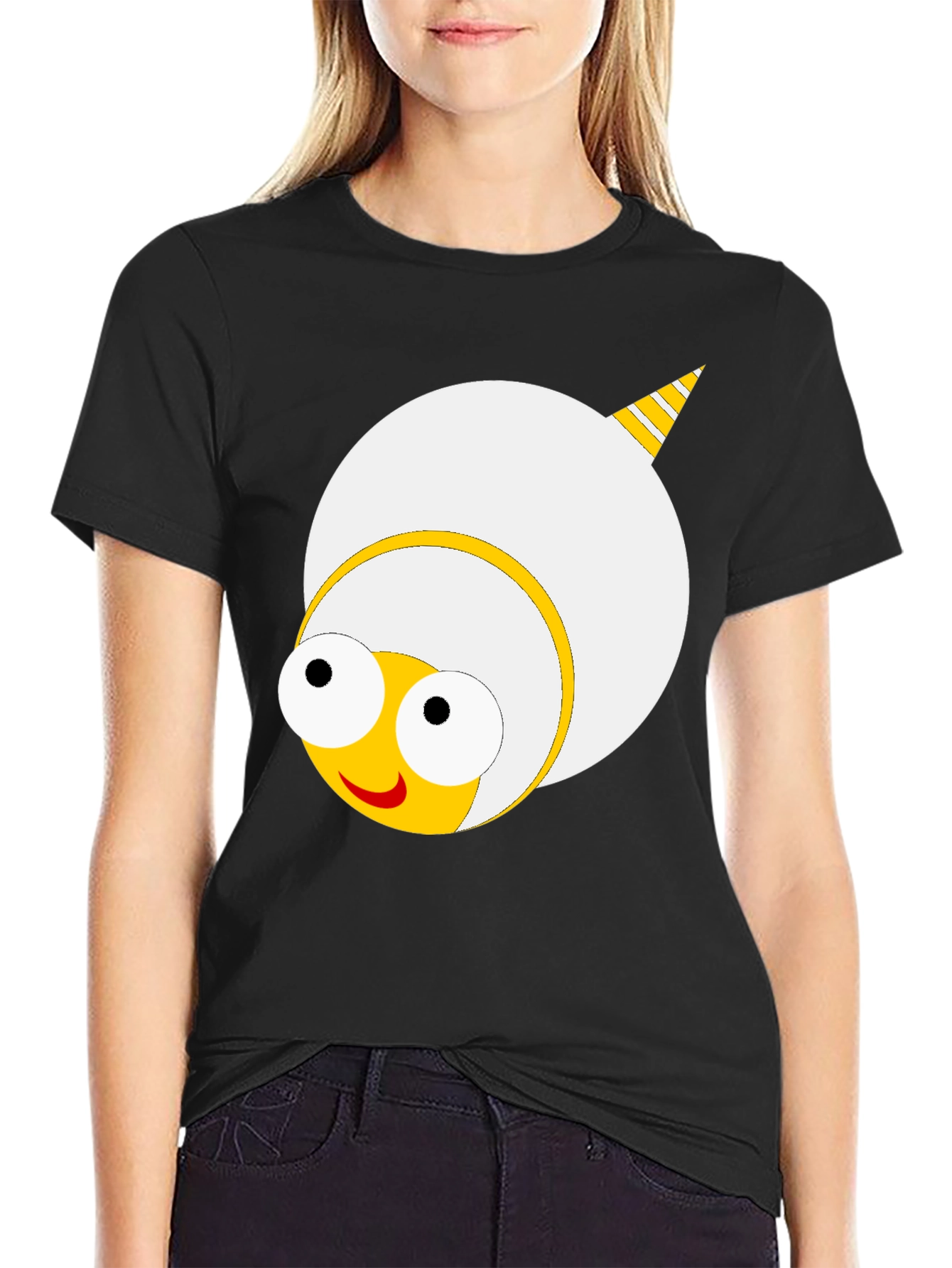 Cartoon Bee Graphic Tee - Fun Black T-Shirt