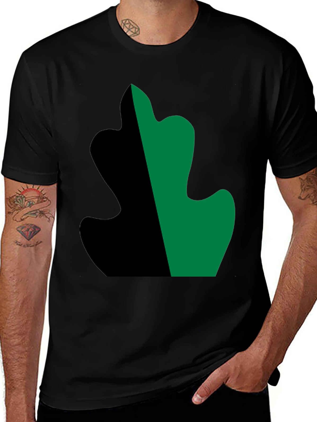 Two-Tone Leaf Design Black T-Shirt
