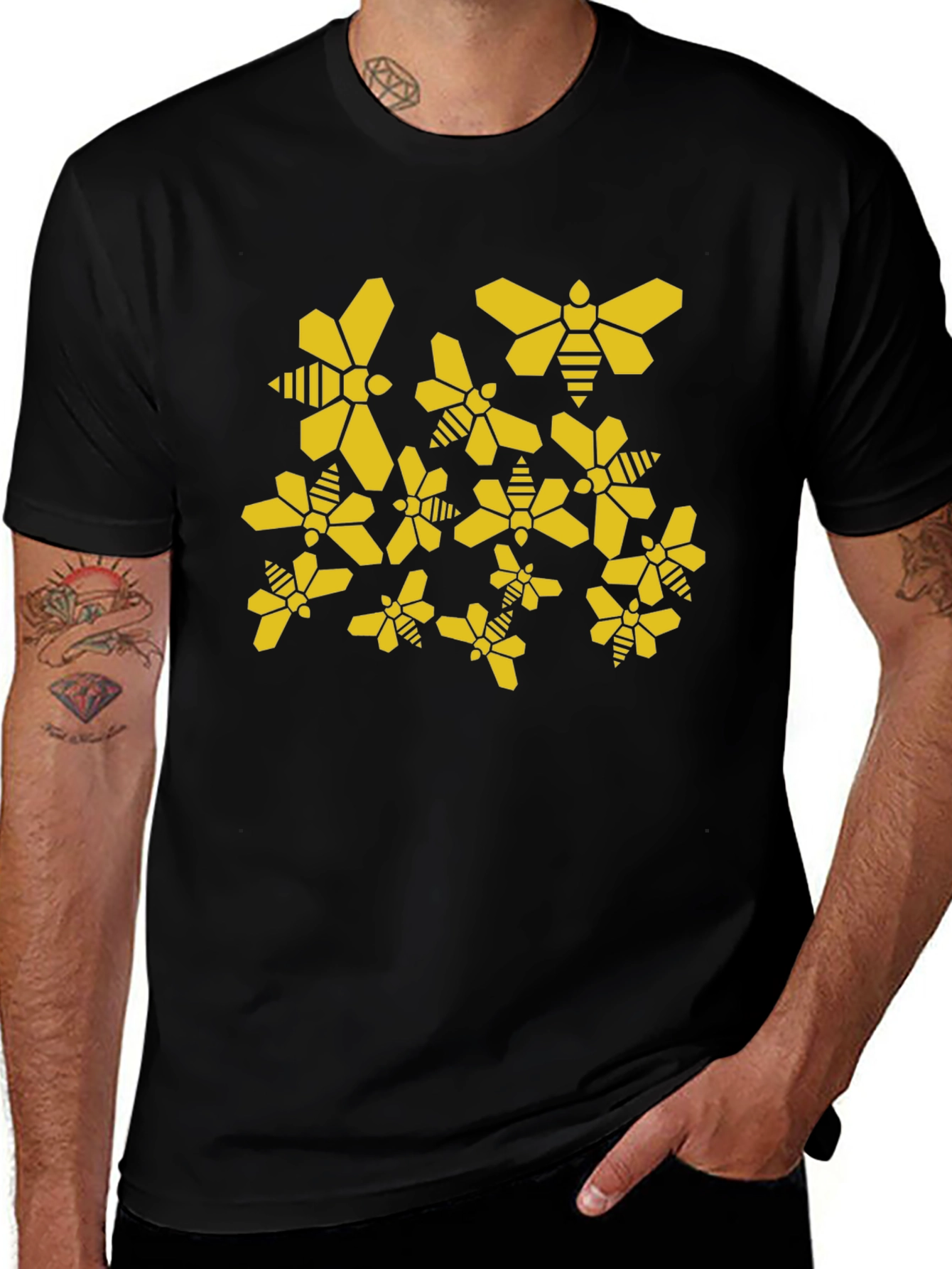 Geometric Bee Pattern Black T-Shirt
