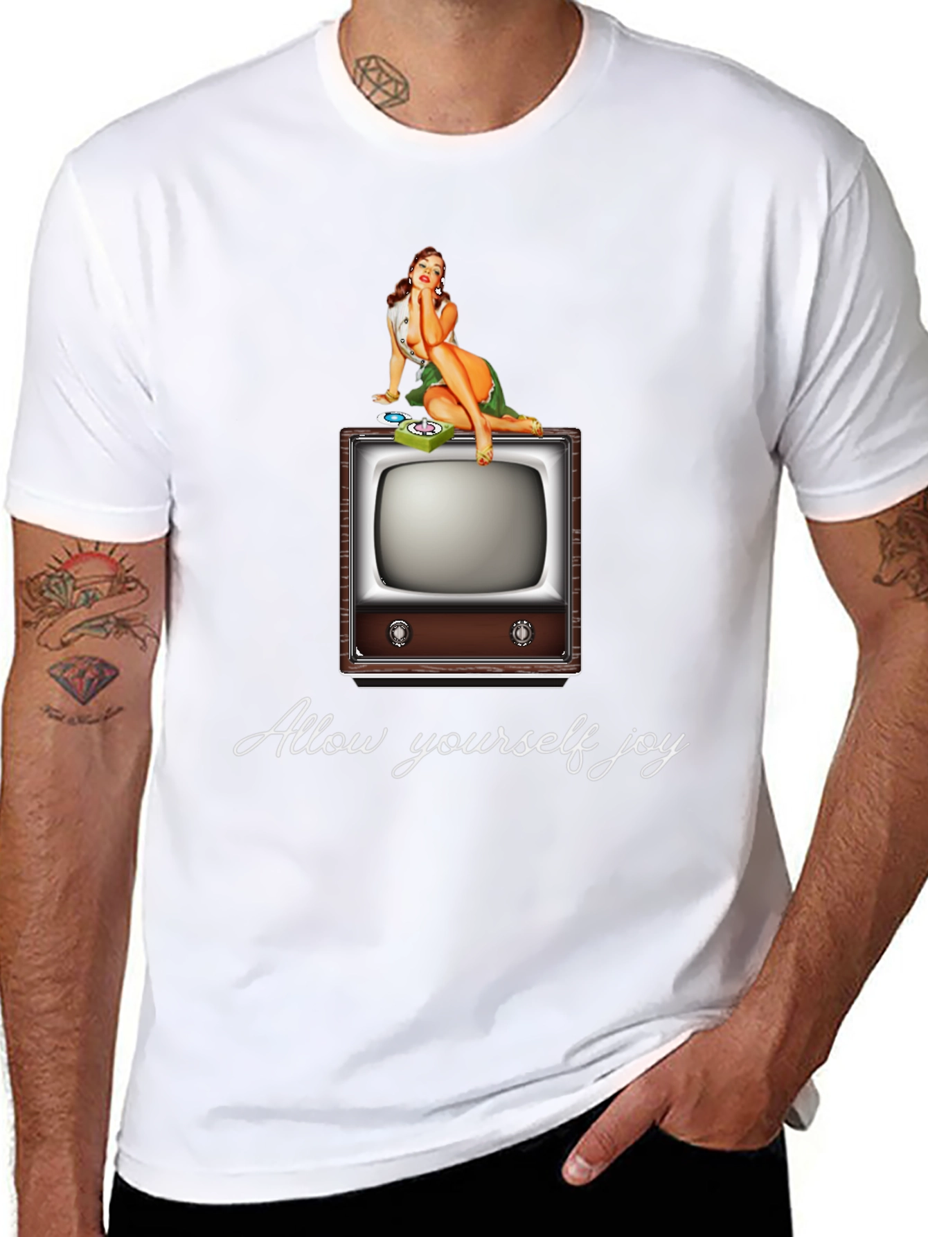 Retro TV Pin-Up Graphic T-Shirt