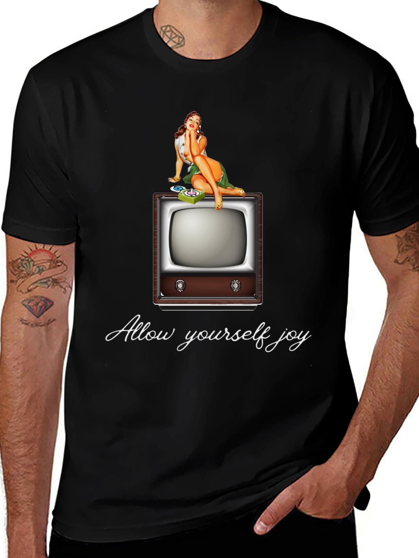 Retro TV Pin-Up Graphic T-Shirt
