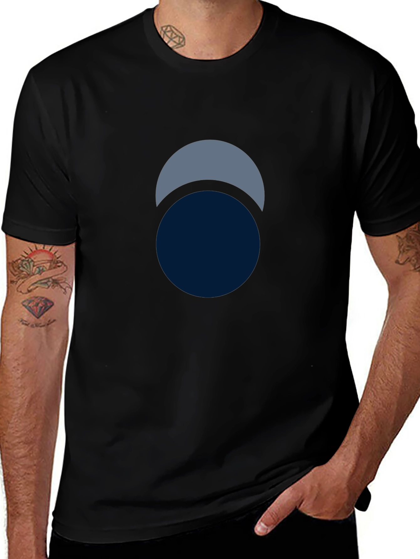 Minimalist Eclipse Graphic Tee - Modern Design
