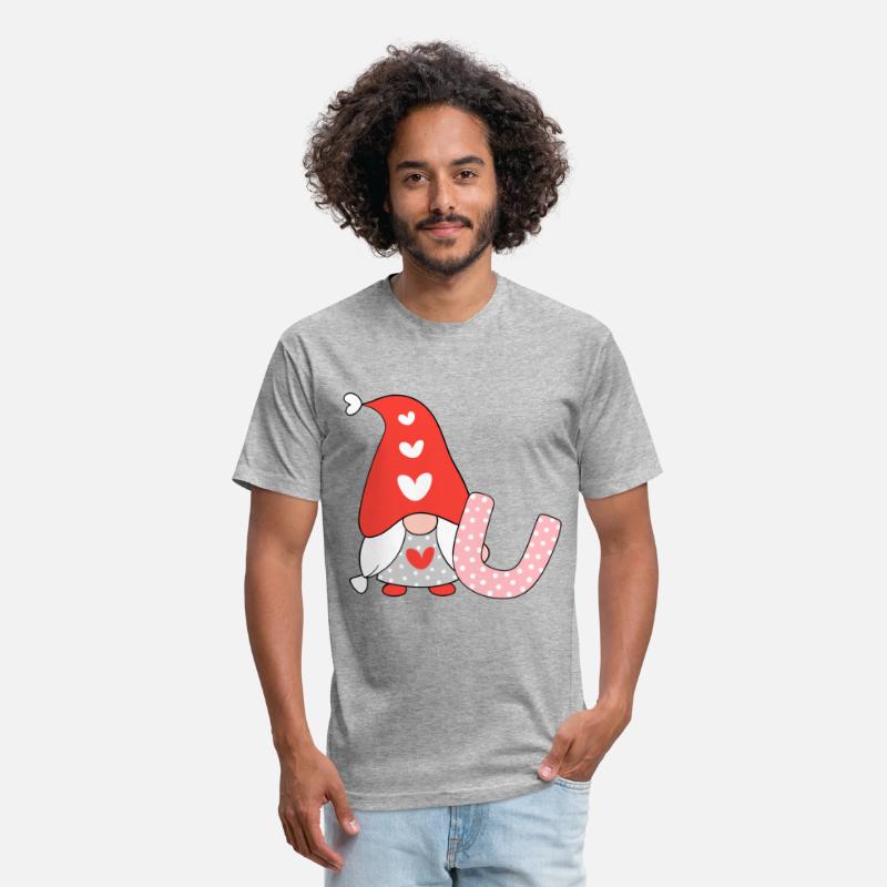 Romantic gnome with lucky horseshoe