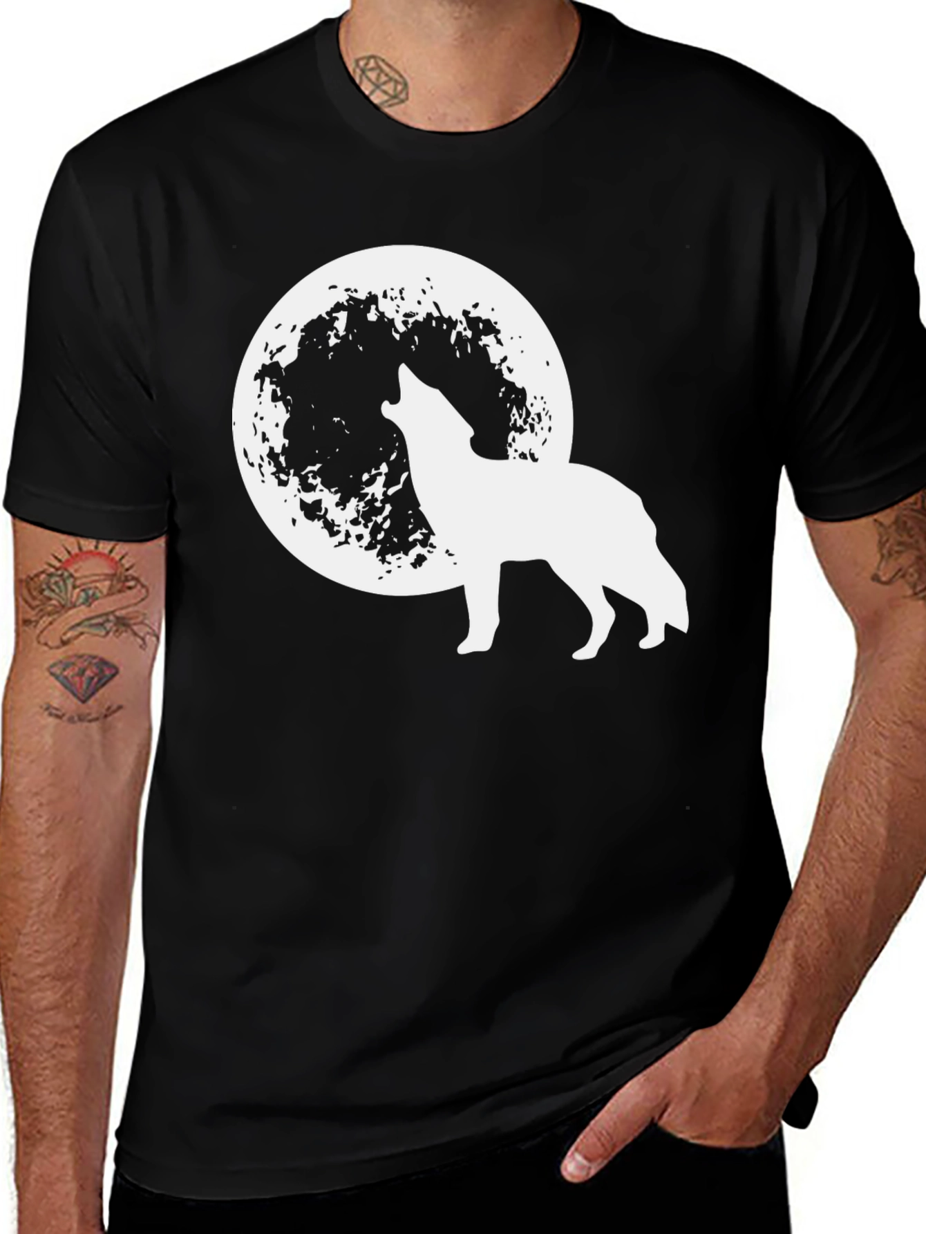 Wolf Moon Graphic Tee - Black Cotton T-Shirt